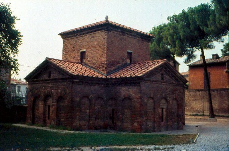 صورة:Ravenna 1978 077.jpg