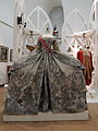 Венчальное платье Екатерины II. Реплика с оригинала 1745 года в Оружейной палате.