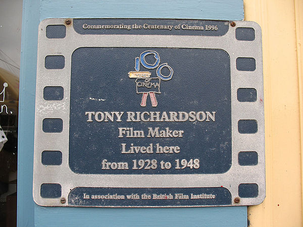 BFI plaque commemorating Richardson's contribution to cinema