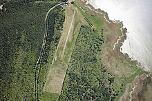 Ruhnu lennuväli (Maa-amet kaldaerofoto ID3006532 2020-05-23).jpg