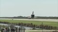 Soubor: STS-133 landing.ogv