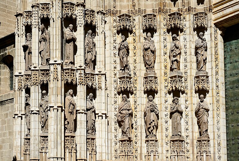 File:Sculptures on the Cathedral of Seville.jpg