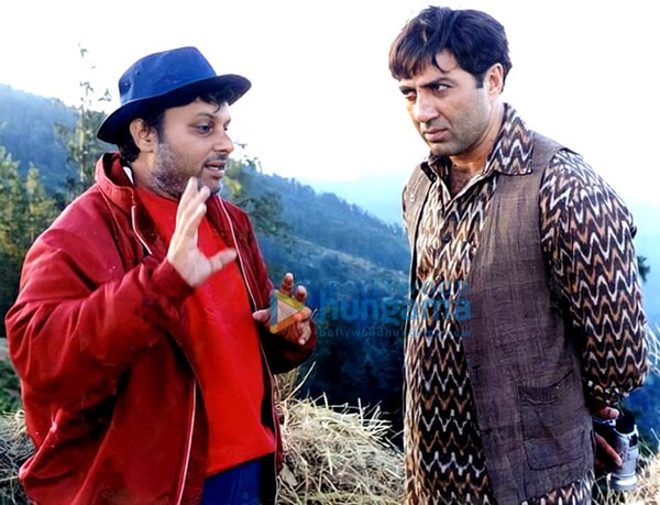 Sunny Deol (right) and Anil Sharma (left) on the sets of Gadar: Ek Prem Katha in 2000.