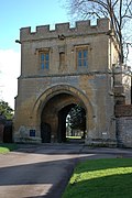 The Gatehouse, Tewkesburyn luostari - geograph.org.uk - 319431.jpg