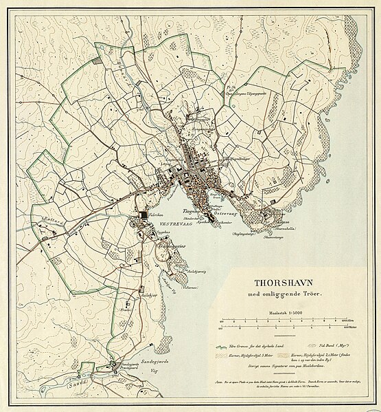 File:Thorshavn med omliggende trøer (1902) (dk001741).jpg