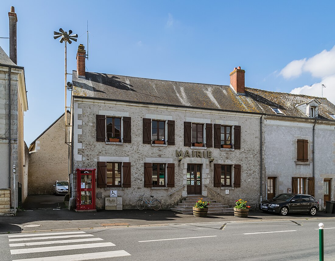 File:Town hall of Sambin.jpg