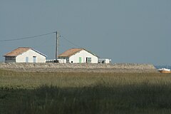 cabanes d'ostréiculteurs à Arès (Gironde)
