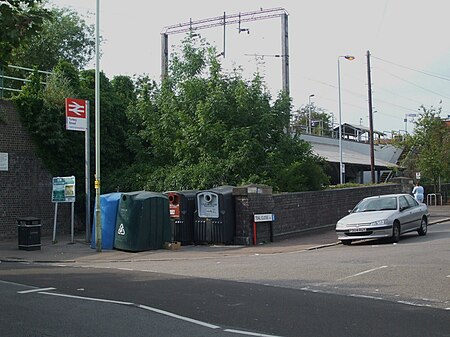 Turkey Street stn entrance