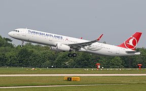 ترکیش ایرلاینز شرکت هواپیمایی حامل پرچم ترکیه