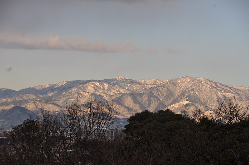 File:View from Fujimisaka, Tanzawa Mountains with snow.jpg