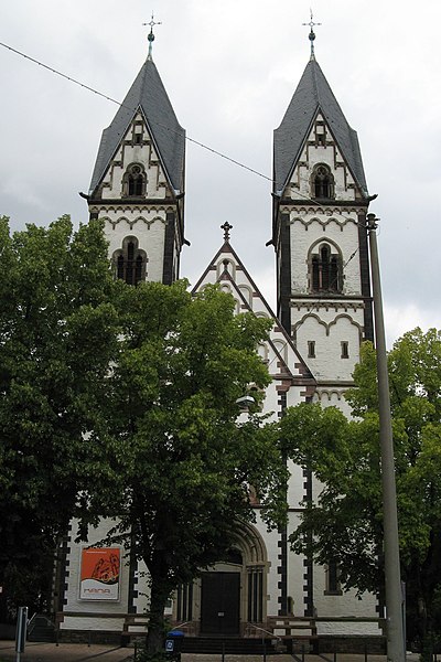 File:Wiesbaden - Maria Hilf Kirche.jpg