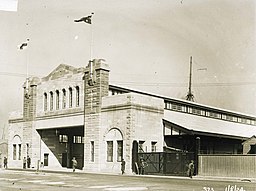 Entrance to the Finger Wharf from Cowper Wharf Road, Woolloomooloo in 1924. Woolloomooloo Wharf (4865044828).jpg