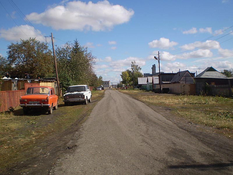 File:Пос.Комсомольский, улица Октябрьская. - panoramio.jpg