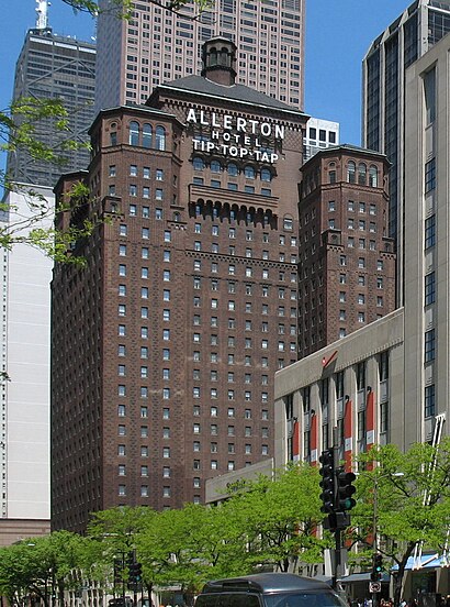 How to get to Warwick Allerton Hotel Chicago with public transit - About the place