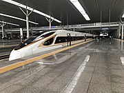 G99次列车停靠杭州东站