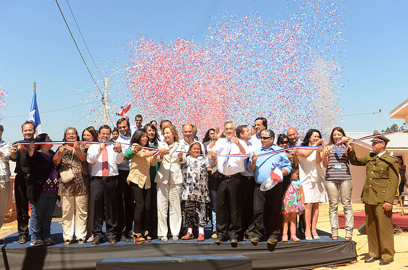 File:26-02-2013 Inauguración Villa Horizonte de Dichato (8510068827).jpg