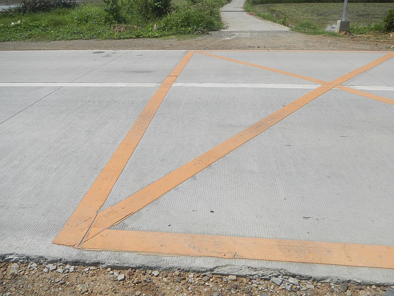 File:9471Pulilan Baliuag Diversion Road Markings 77.jpg