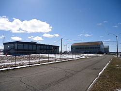 Aéroport et hangars de Rimouski.JPG