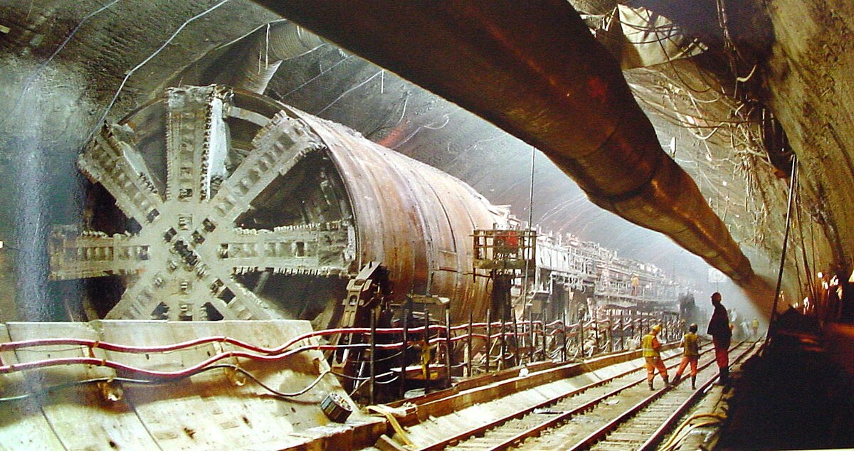 How The Channel Tunnel Works 