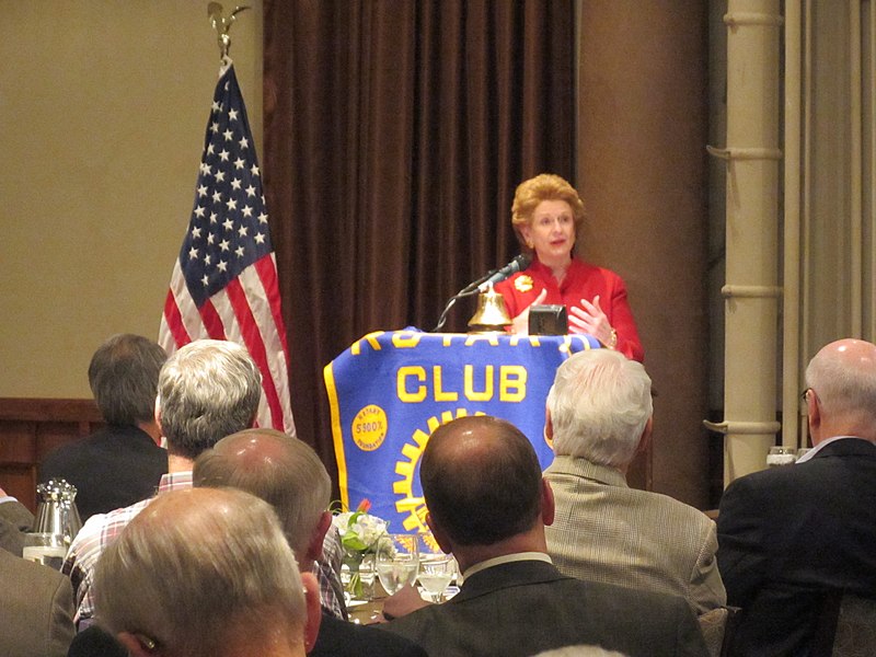 File:Addressing the Rotary Club of Kalamazoo (7136770503).jpg