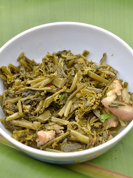 File:Akha cuisine Hoh-pa chae lu-uh.JPG