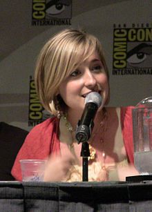 Allison Mack 1 (2009).jpg