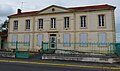 Le bâtiment en pierres de taille de l'ancienne gendarmerie a été inauguré en 1876.