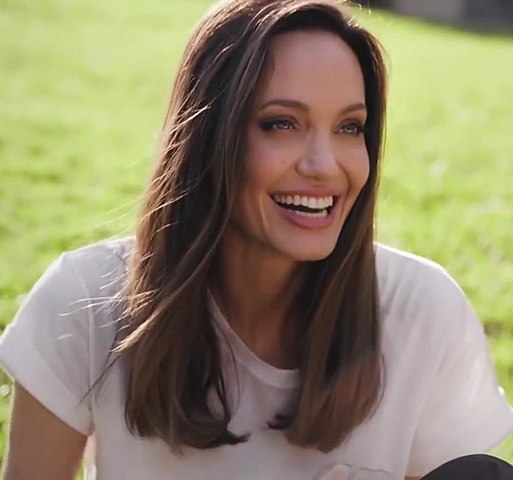 Angelina Jolie - Wikipedia