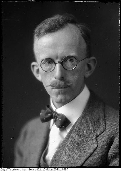 File:Arthur Goss 1922.jpg