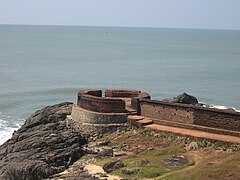 Selekoh bundar di Bekal Fort, Distrik Kasaragod, Kerala, India.