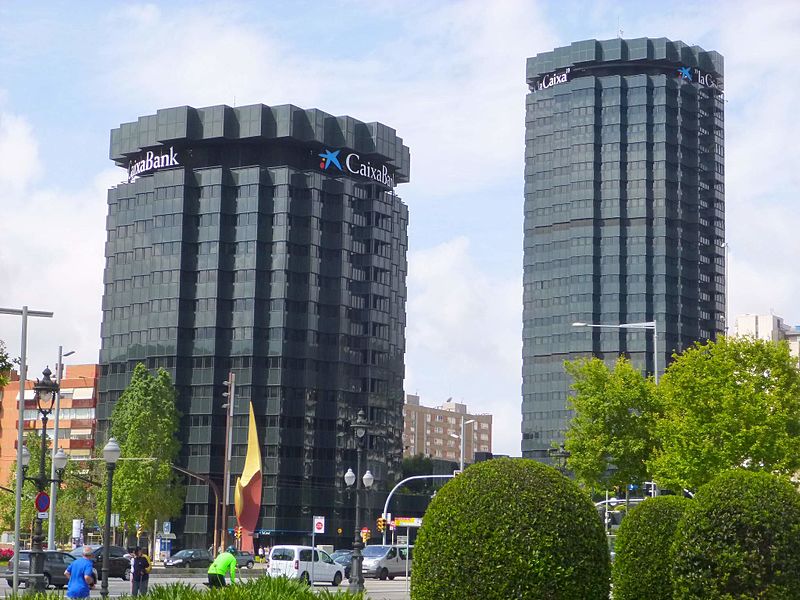 File:Barcelona - Torres La Caixa 10.jpg