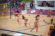 Deutsch: Beachhandball bei den Olympischen Jugendspielen 2018; Tag 5, 10. November 2018; Mädchen, Hauptrunde - Ungarn-Argentinien 1:2 English: Beach handball at the 2018 Summer Youth Olympics at 11 October 2018 – Girls Main Round – Hungary-Argentina 1:2