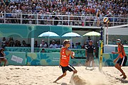 Deutsch: Beachvolleyball bei den Olympischen Jugendspielen 2018; Tag 11, 17. Oktober 2018; Jungen,Finale – Niederlande (Matthew Immers/Yorick de Groot)-Schweden (David Åhman/Jonatan Hellvig) 0:2 (20–22/15–21) English: Beach volleyball at the 2018 Summer Youth Olympics at 17 October 2018 – Final – Netherlands (Matthew Immers/Yorick de Groot)-Sweden (David Åhman/Jonatan Hellvig) 0:2 (20–22/15–21)