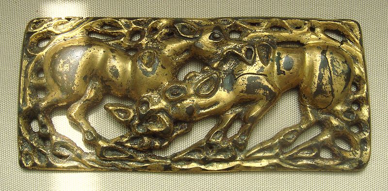 File:BeltBuckleOrdos3-1CenturyBCE3.JPG