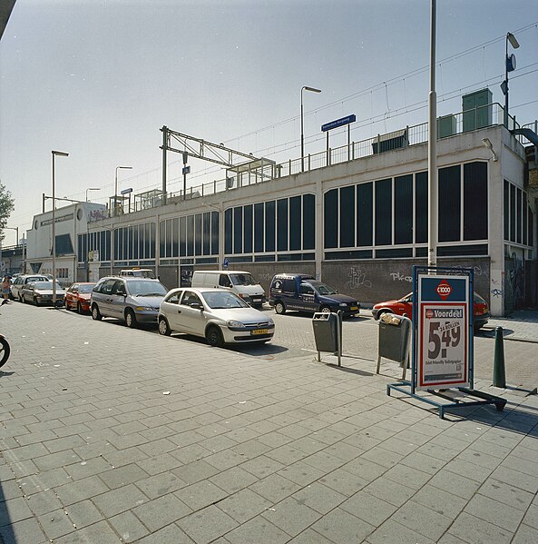 File:Bergweg station - Rotterdam - 20333694 - RCE.jpg