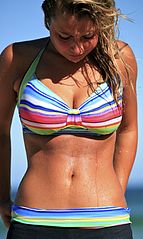143px x 239px - File:Bikini woman Bondi Beach Sydney 2012.jpg - Wikimedia Commons