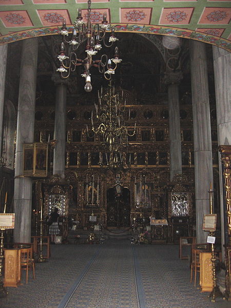 File:Biserica Barboi18.jpg