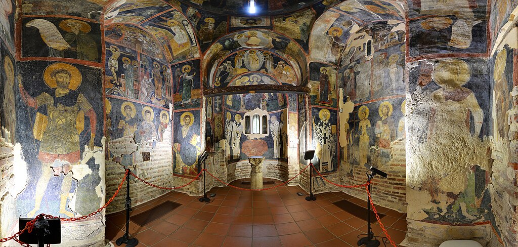 Kirche von Boyana: Innenraum mit Wandfresken (UNESCO-Weltkulturerbe in Bulgarien). Boyana Church Mural Paintings
