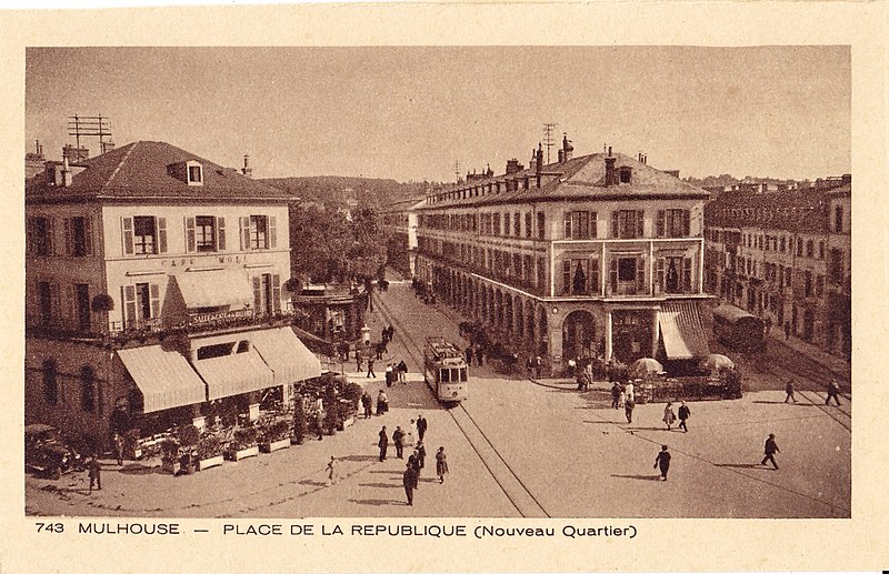 Fichier:Braun 743 - MULHOUSE - Place de la République (Nouveau Quartier).jpg