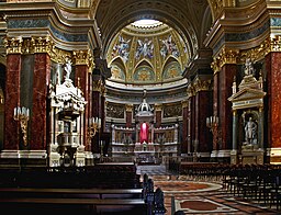 Sankt Stefansbasilikans interiör