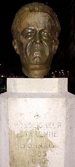 Buste de Joseph Lavarenne