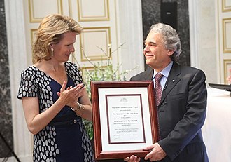 The 2013 prize is given by The Queen of the Belgians to Carlo M. Croce CMCroce InBev.jpg