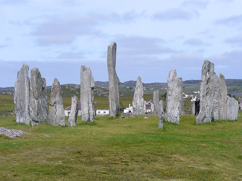 File:Callanish Standing Stones - geograph.org.uk - 2630158.jpg