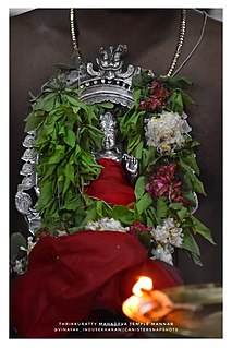 Mannar Thrikkuratti Mahadeva Temple Hindu temple in Kerala, India