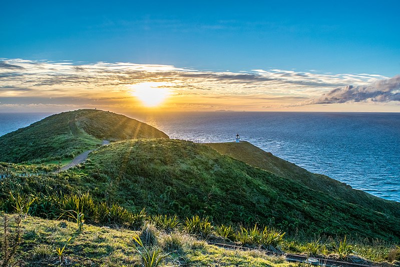 File:Cape Reinga Lighthouse.jpg