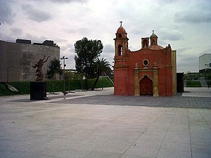 Church and plaza at Tlaxocaque Capilla de la Concepcion Tlaxcoaque y Estatua.jpg