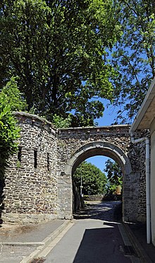 Fail:Cassel_Porte_du_Chateau_R01.jpg