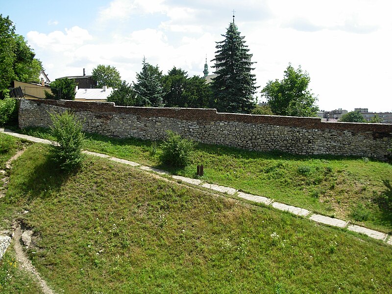 File:Castle in Będzin 34.JPG