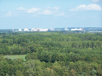 Chinon NPP Centrale nucleaire de Chinon.JPG