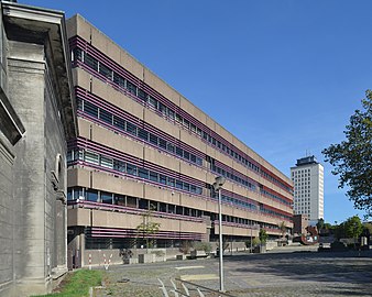 Charleroi - Universitatea Muncii - bulevardul Roullier - 04.jpg